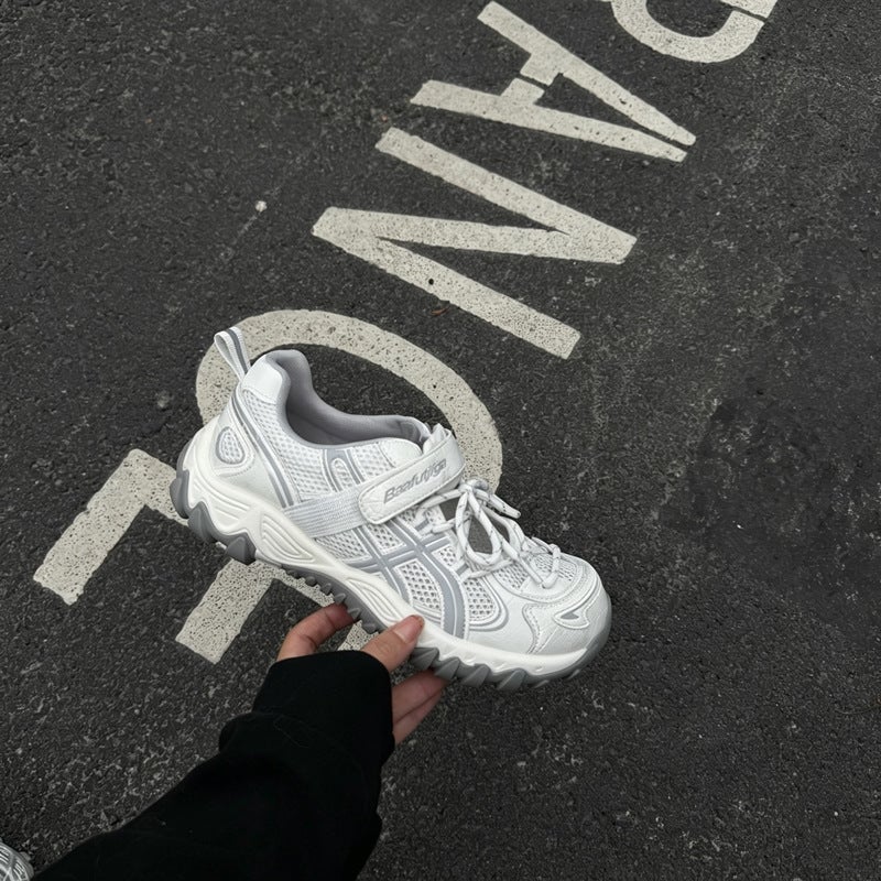 Women's Retro Running Sneakers - Lace-up Mesh Casual Shoes - Image 1