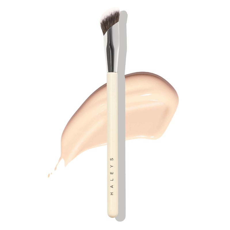 HALEYS Concealer Brush â€“ Cruelty-Free Makeup Brush for Under Eye Concealer & Color Corrector, Flat Precision Brush for Cream, Liquid & Powder Makeup, Smooth Streak-Free Blending - Image 1