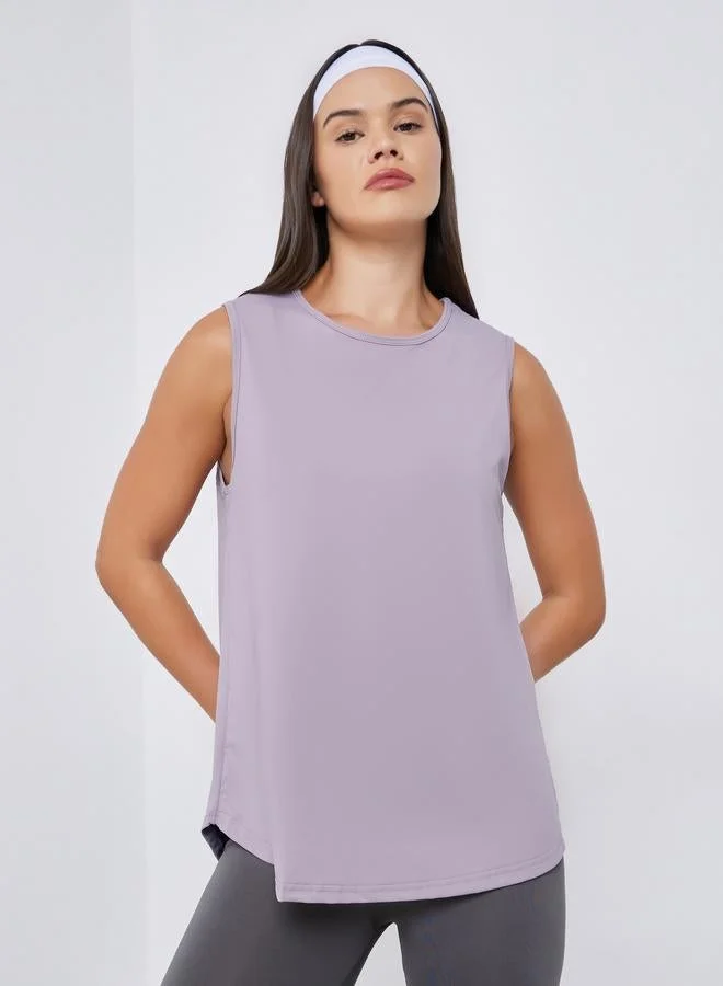 ستايلي اكتيف بلوزة بلا أكمام بقصة واسعة مع تفاصيل شبكية