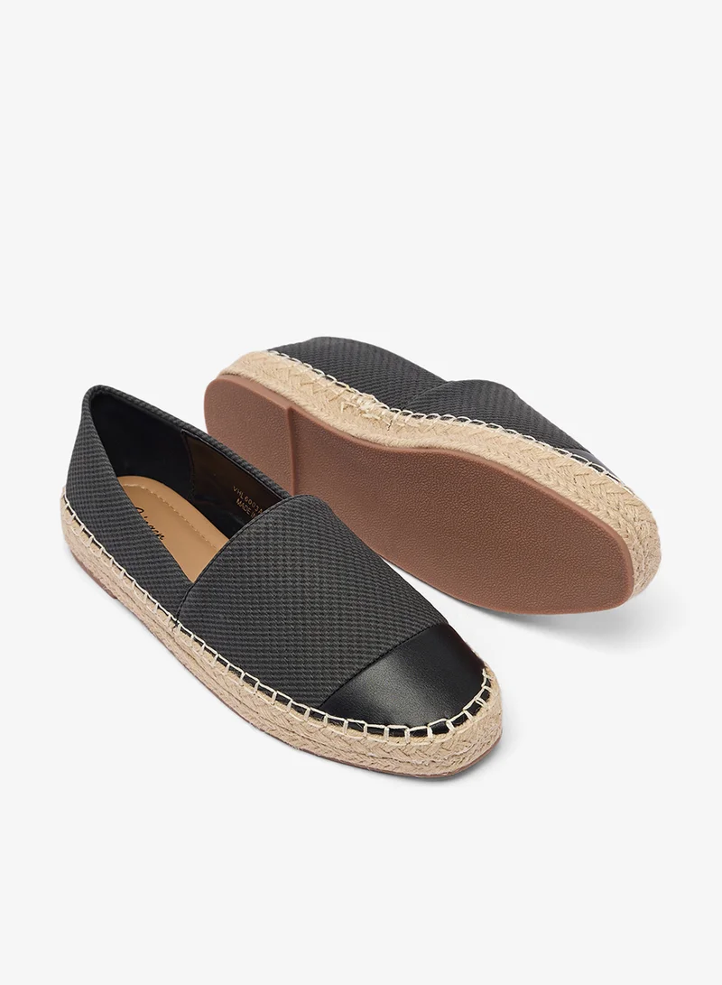 جينجر Moccasins