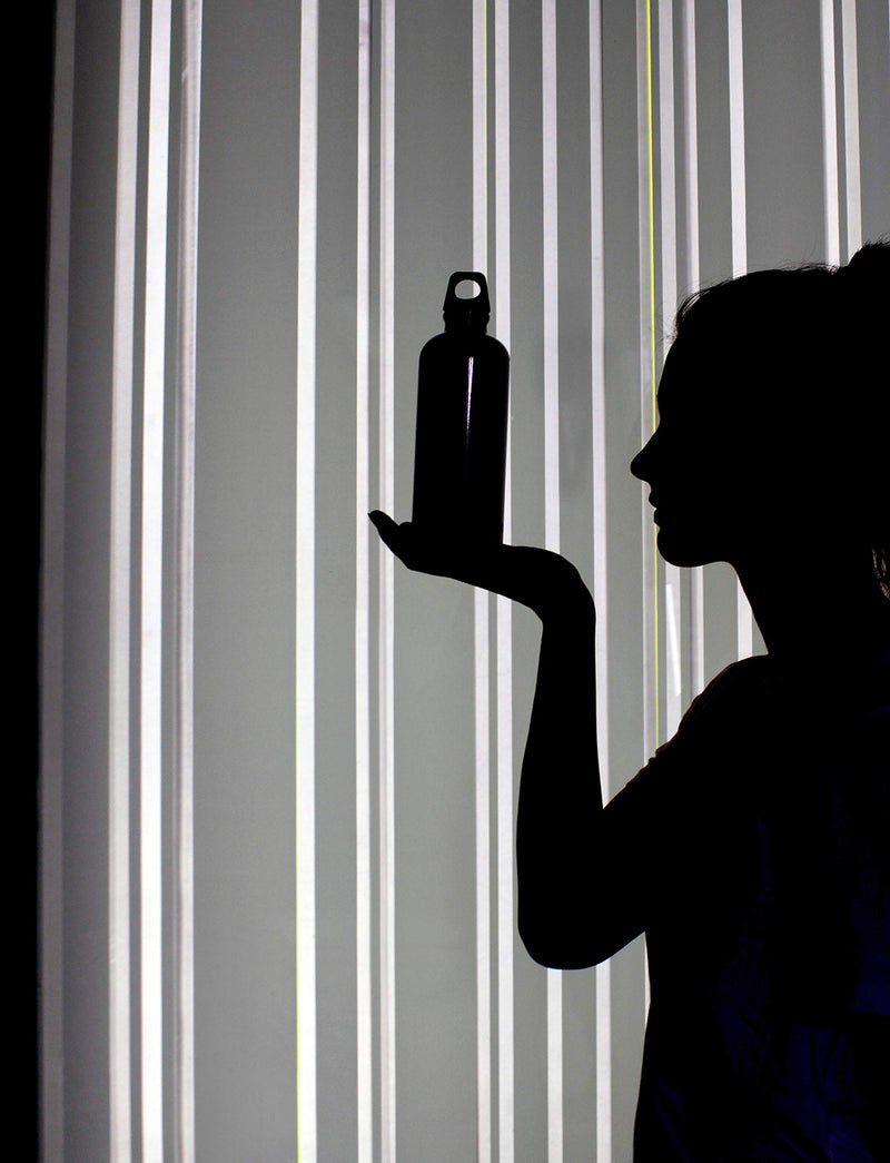 SIGG - Recycled Metal Water Bottle - Traveller - Made in Switzerland - Carbonated Drinks - BPA-Free - 34 Oz - Image 2