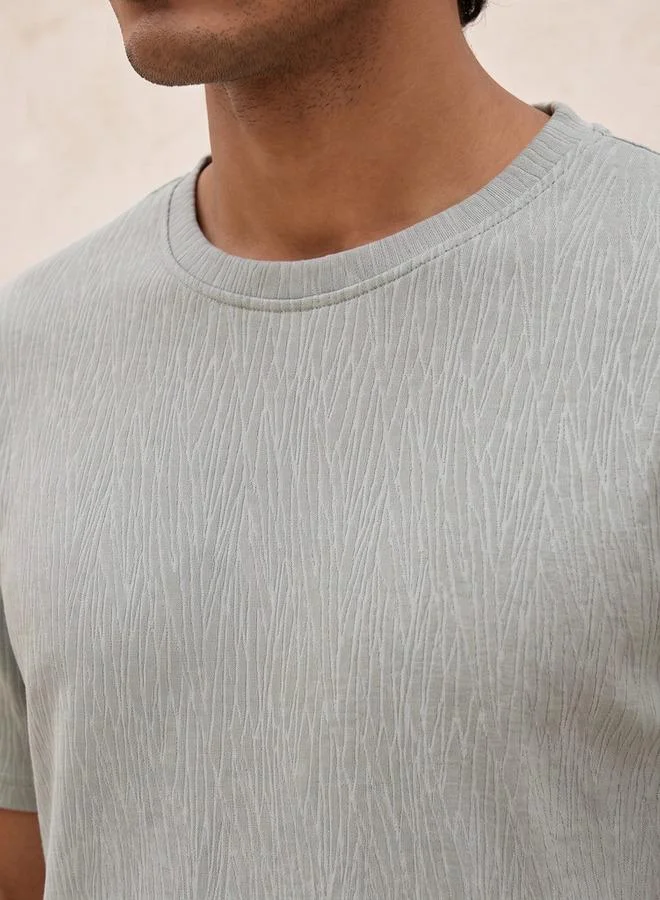 Iconic Iconic Men Regular Fit Crew Neck Short Sleeves Textured T-shirt