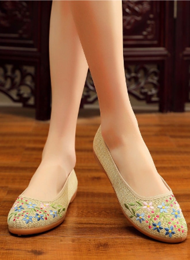 ZCM-HAPPY Breathable Slip On Old Beijing Cloth Shoes for Women - Casual Lightweight Soft-Soled Embroidered Ethnic Style Dance Shoes  - Image 1