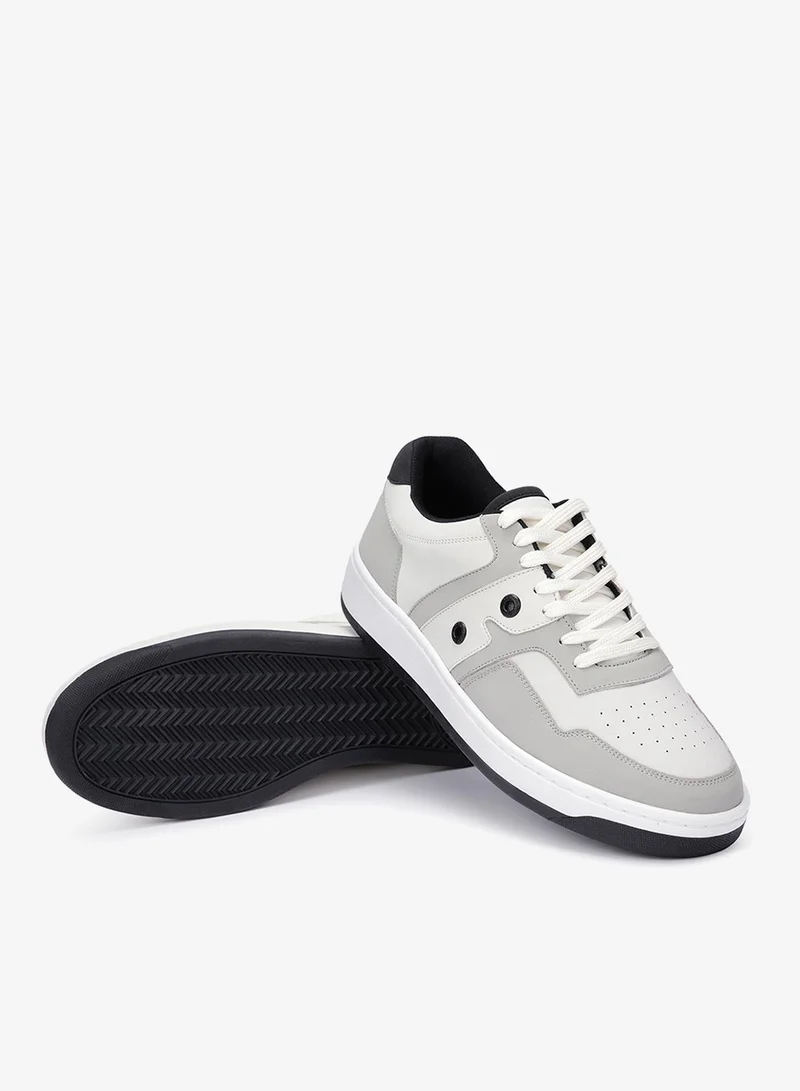 بيواكوف حذاء رياضي رجالي بلون كتل ثلجية بتصميم كلاسيكي