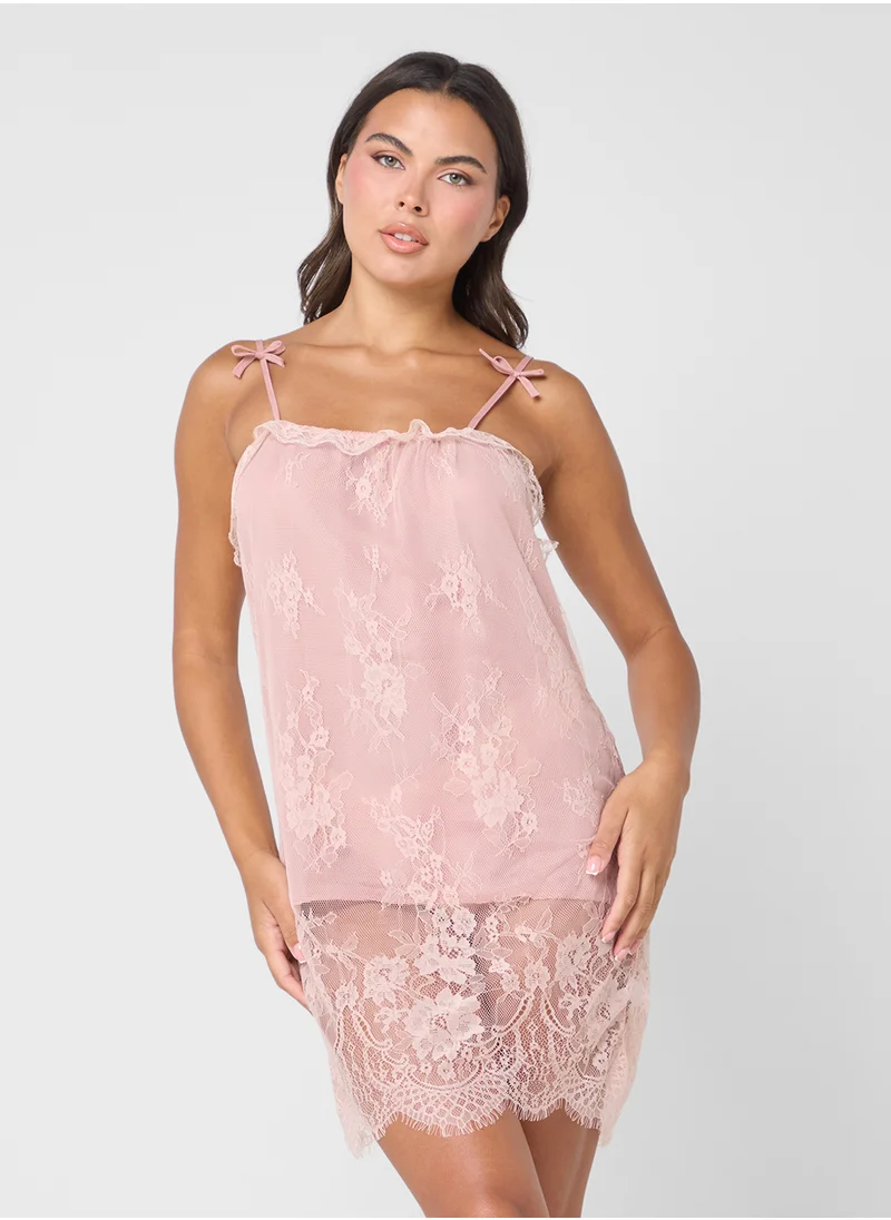 جينجر Lace Detail Slip Dress