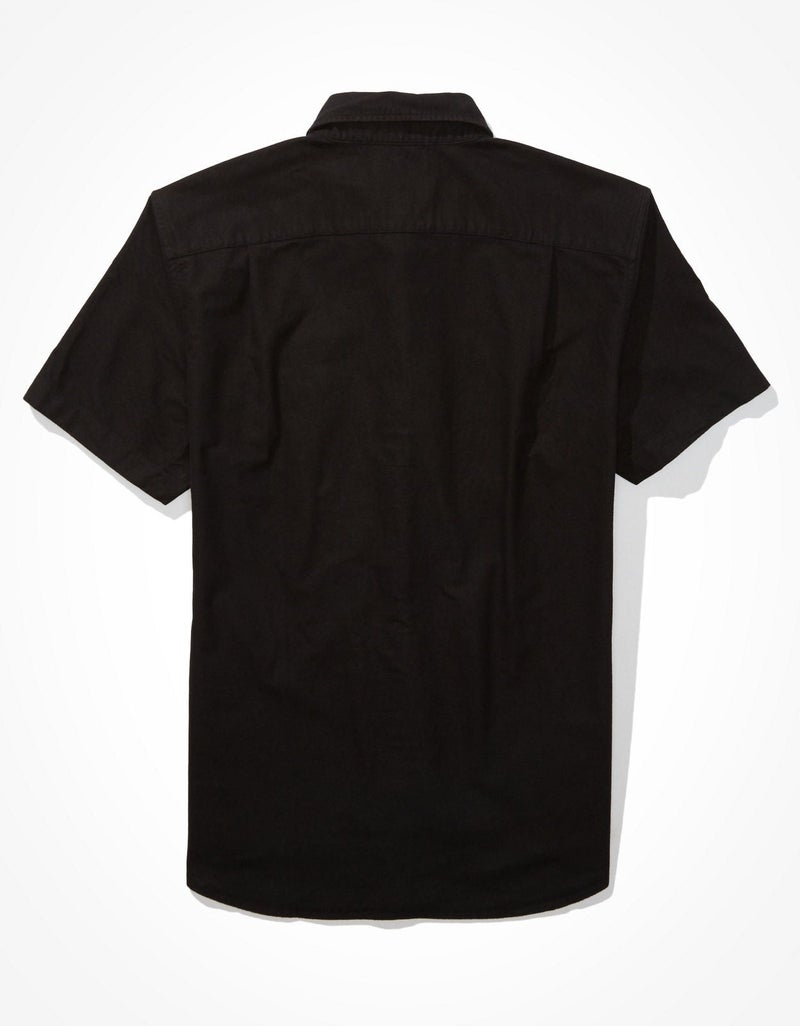 American Eagle AE Classic Fit Oxford Short-Sleeve Button-Up Shirt - Image 4