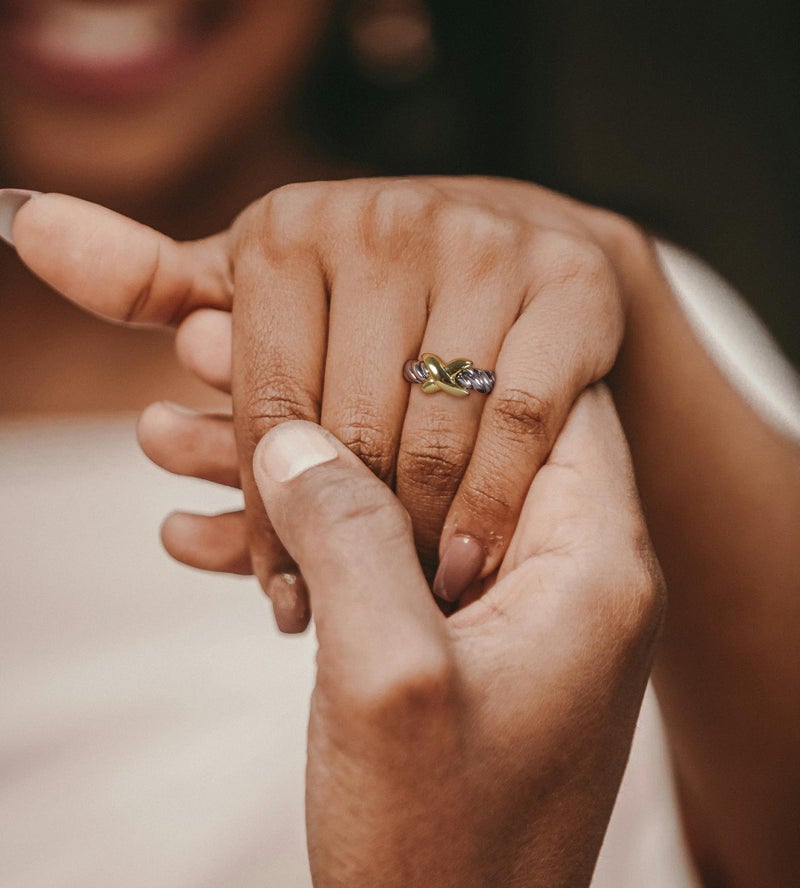 Aprilery Gold and Silver Cross Rings for Women, Fashion Statement Ring X Knot Band Chunky Twisted Cable Wire Ring Jewelry Gifts for Her (Cable Cross Knot, 6) - Image 2