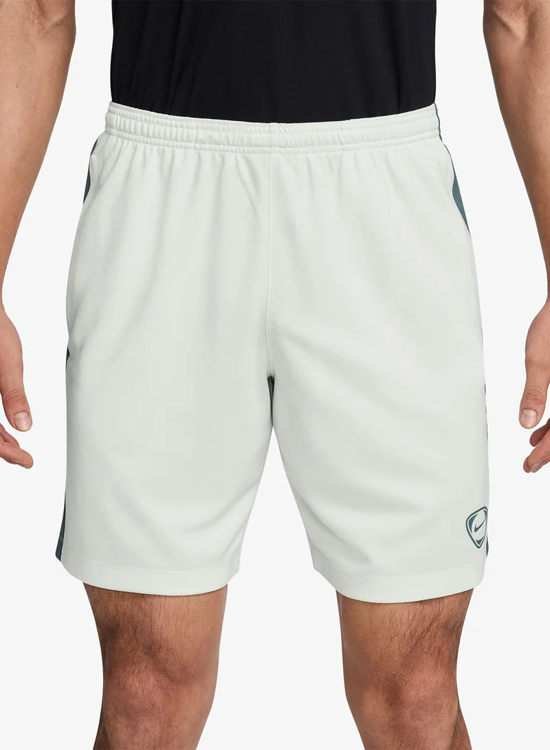 نايكي شورت أكاديمي دراي-فِت بلس