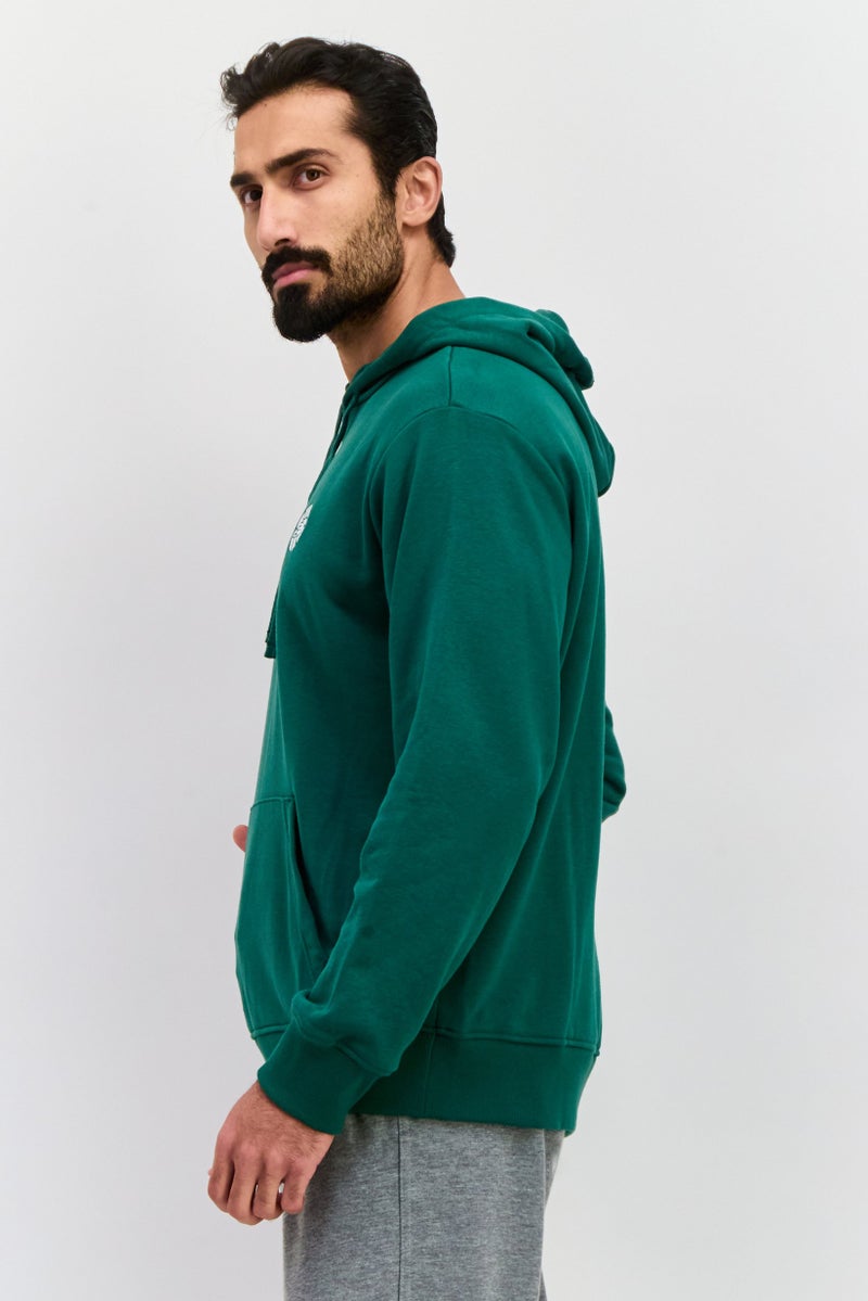 New Balance سويت شيرت رجالي بأكمام طويلة وقصة مريحة مع غطاء رأس، أخضر - Image 4