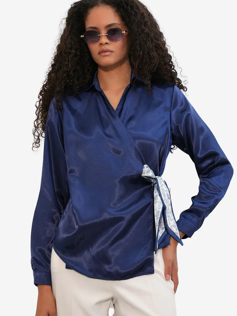 بيغ دارت BDART Women's Satin Tie-Front Shirt