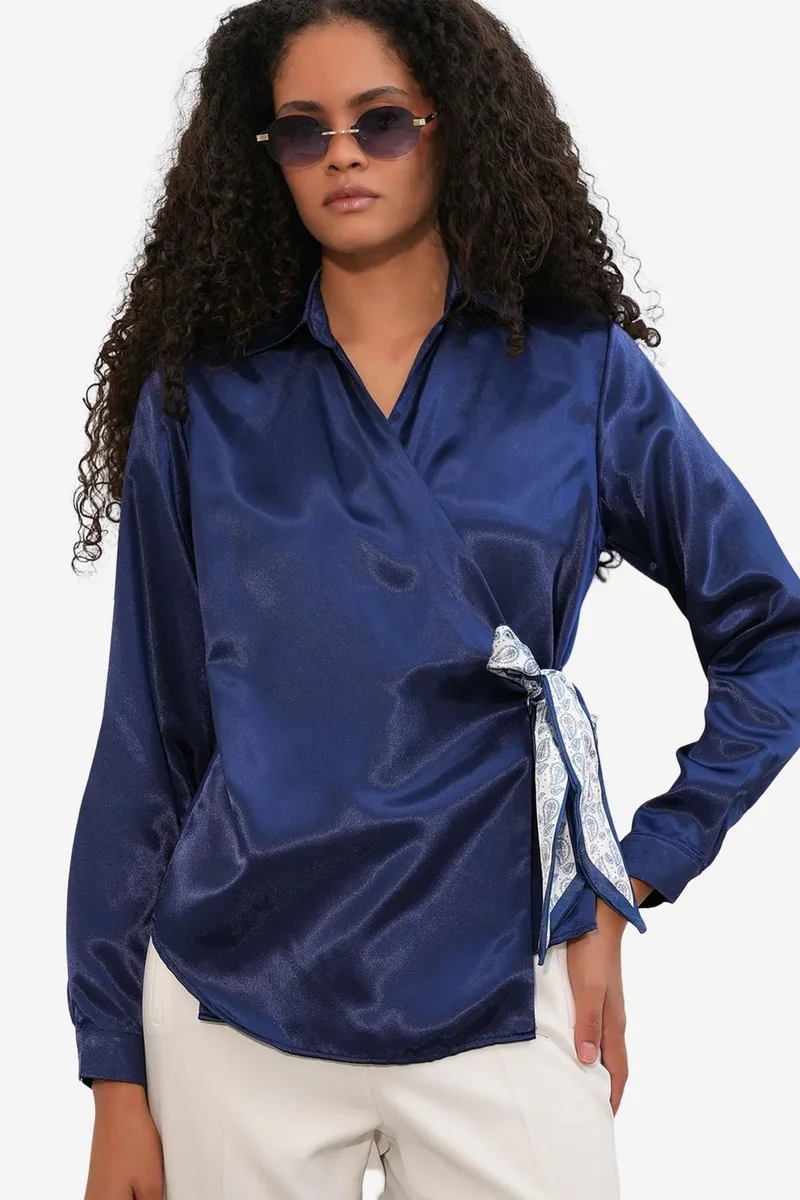 بيغ دارت BDART Women's Satin Tie-Front Shirt