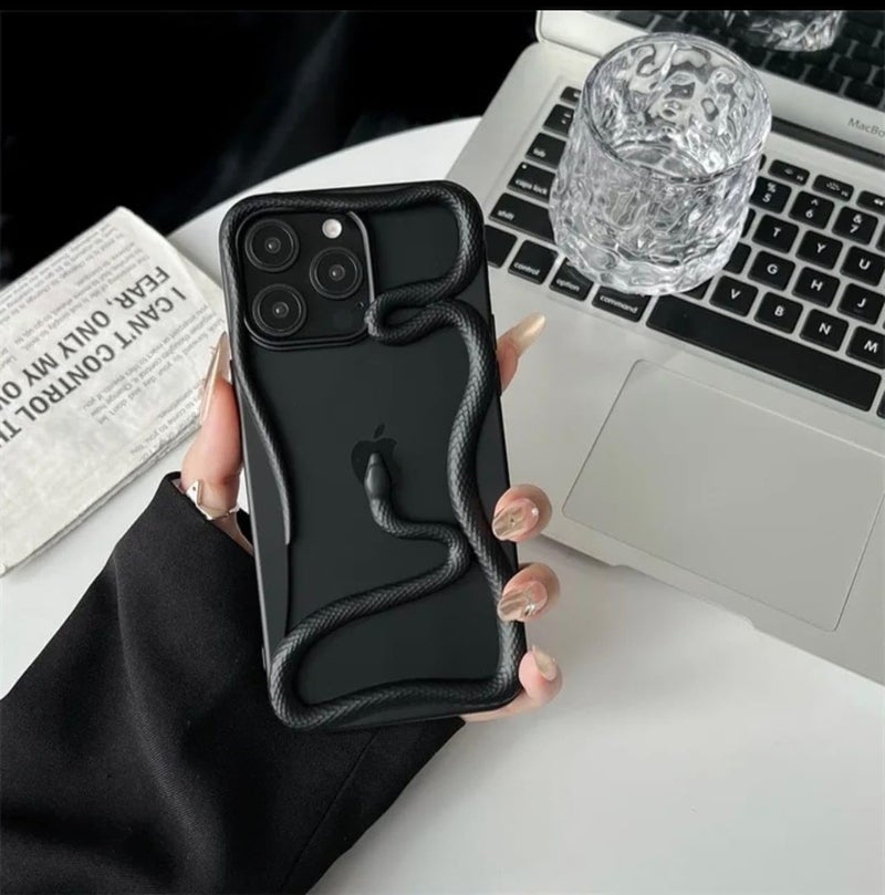 Snake Phone Case for iPhone 13/14 / 15, Bling Luxury 3D Hollow Snake Electroplating Soft TPU Heat Dissipation Protective Case (Black)