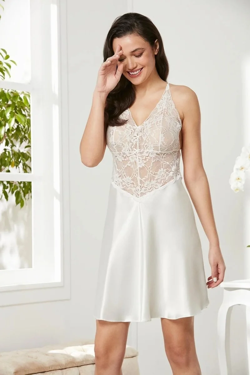 بيير كاردان 850 Women's Satin Lace Nightgown-Ecru