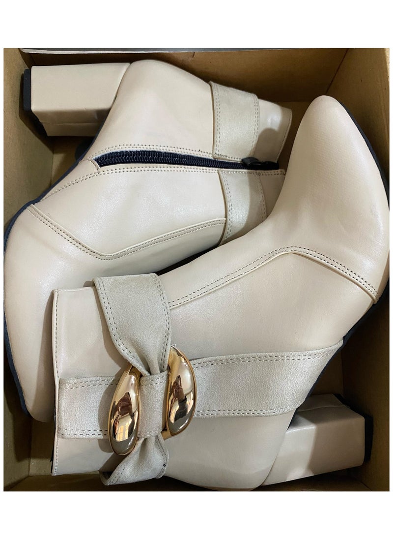 LIFESTYLISH R-4 Stylish Leather Heel Boot Ornament - Beige  - Image 5