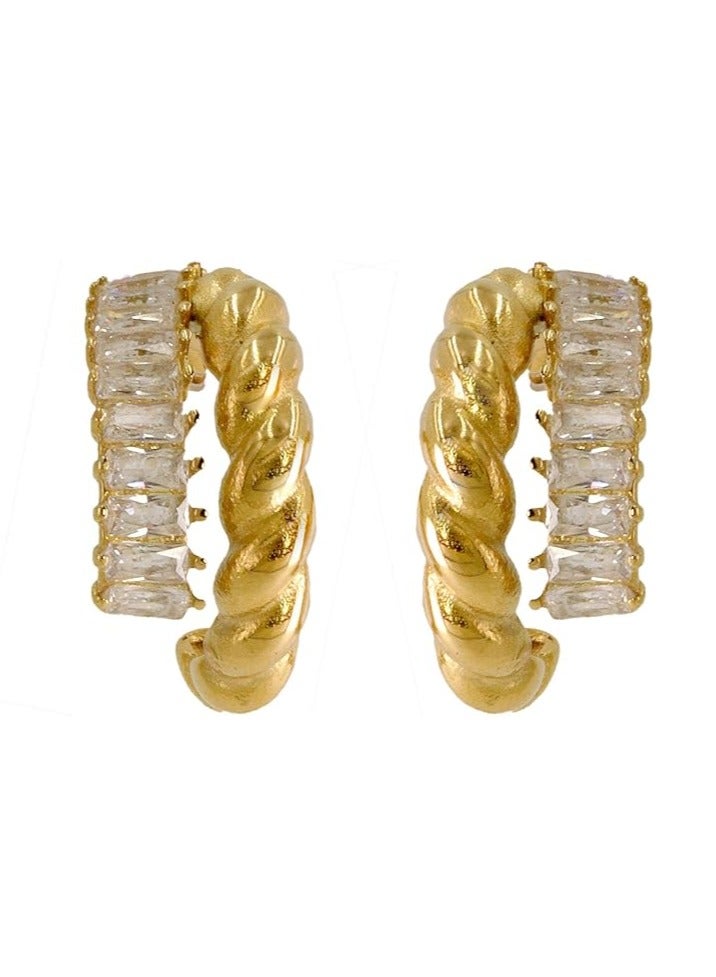 كاف كريشنس أقراط دائرية مطلية بالذهب عيار 18 قيراط مرصعة بحجر الزركونيا المكعبة، تصميم ملتوي - Image 1