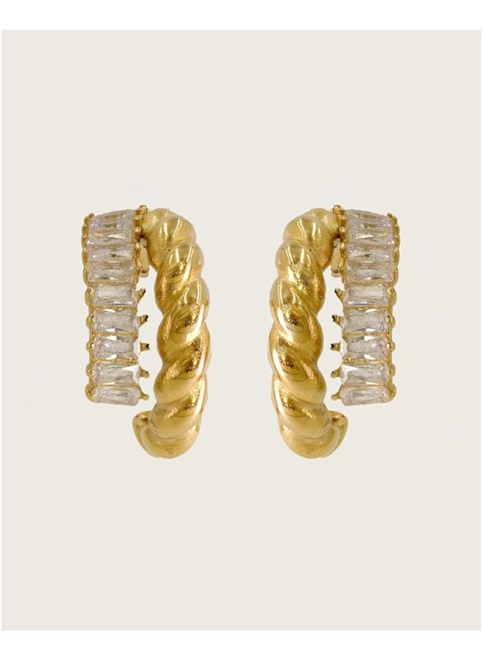 كاف كريشنس أقراط دائرية مطلية بالذهب عيار 18 قيراط مرصعة بحجر الزركونيا المكعبة، تصميم ملتوي - Image 3