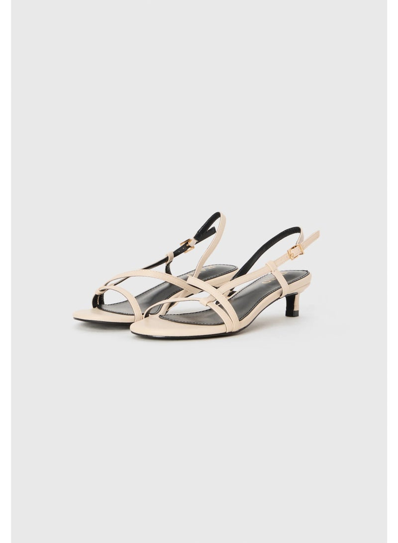 ريد صنادل بليندا ذات الكعب العالي بحزام خلفي - Image 2