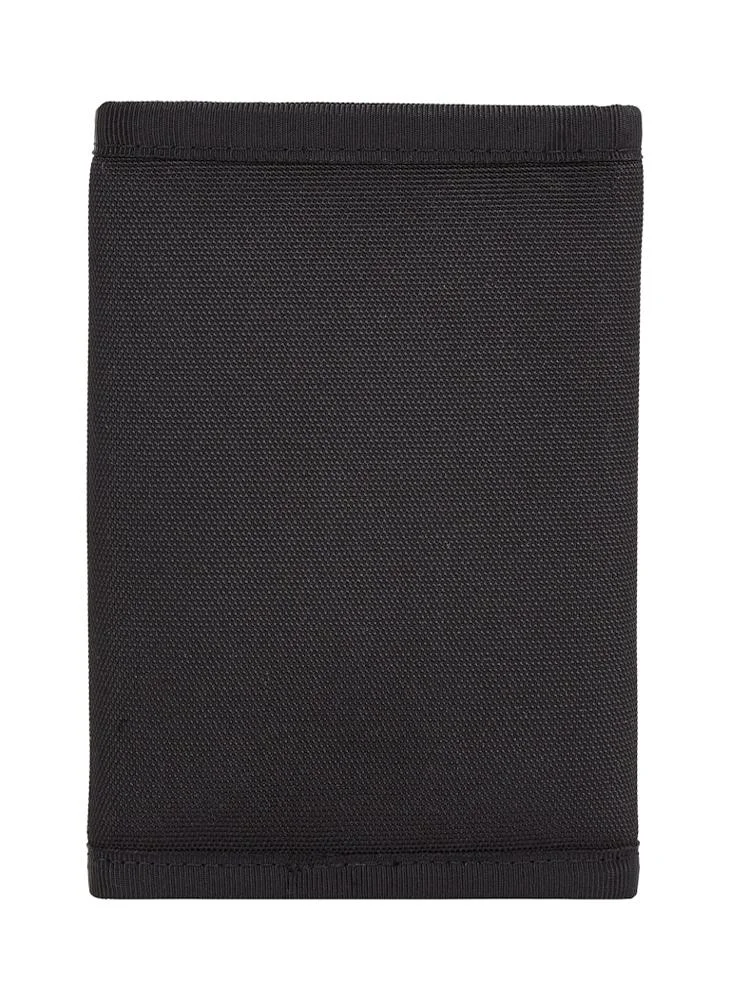 TOMMY JEANS Logo Detail Trifold Wallet