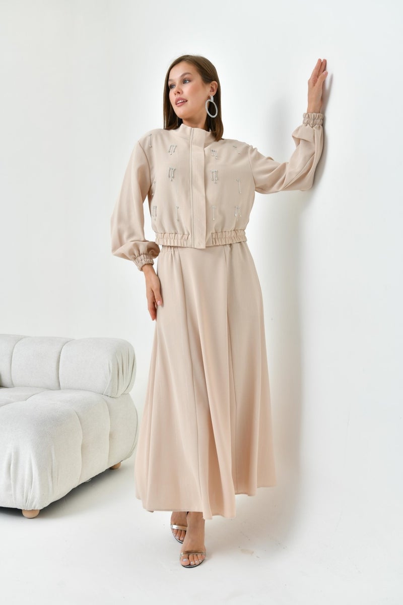 Garmi Women's Glitter Crepe Skirt Suit Beige  - Image 3