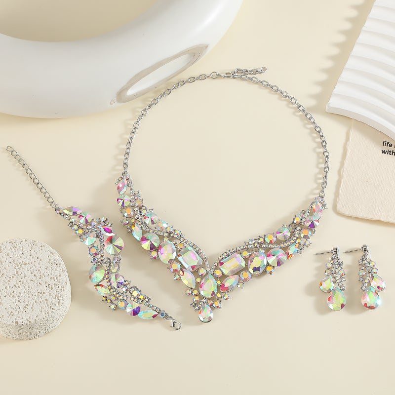 European and American Retro Royal Necklace, Earrings, and Bracelet Set - Elegant Crystal Jewelry for Weddings and Banquets