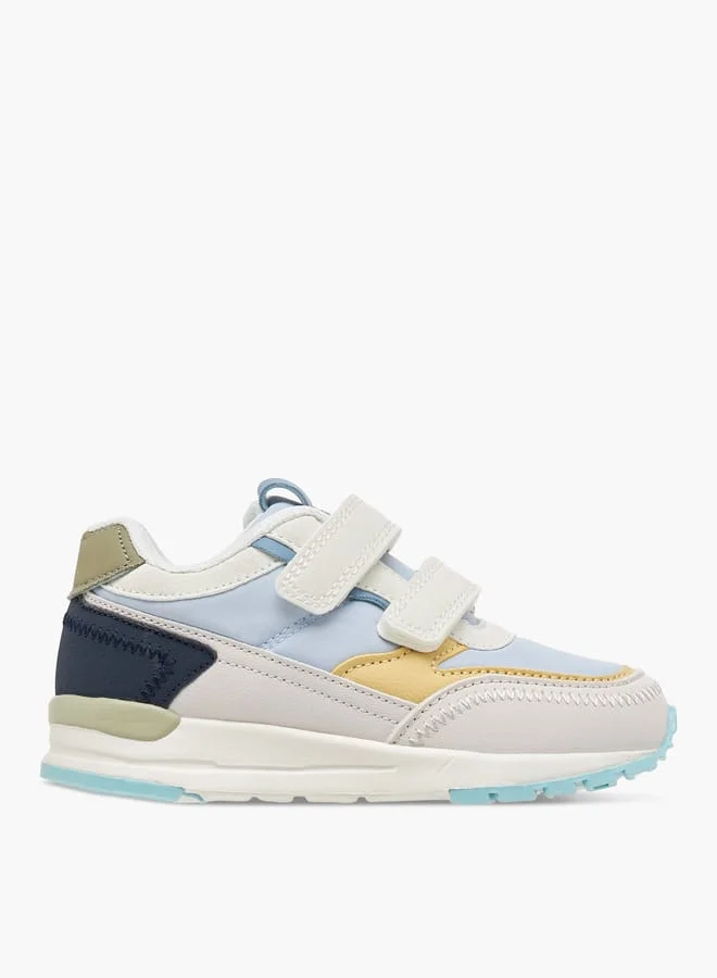 JUNIORS Boys Colourblock Sneakers with Hook and Loop Closure
