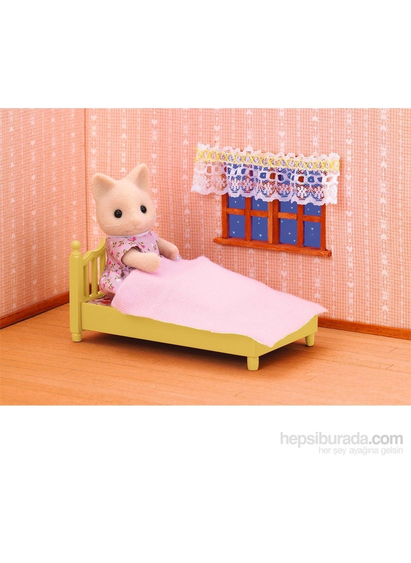 Sylvanian Families Bed Set For Adult  - Image 3