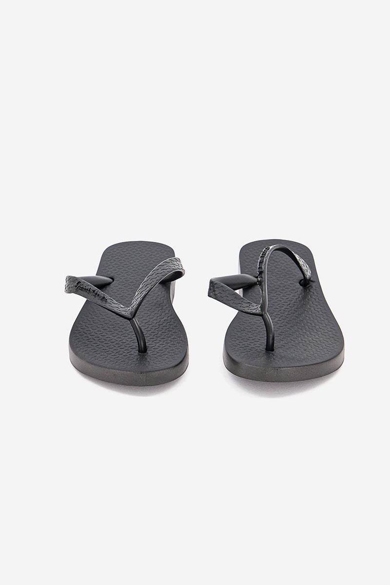 Ipanema Kid Boys Brand Logo Strap Textured Footbed Slippers, Black  - Image 3