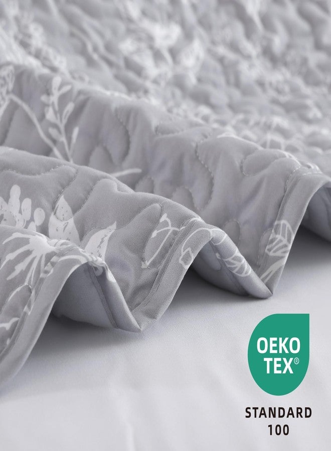 JANZAA Quilt King Size Grey Quilt Bed Spread Boho Quilt with Floral Pattern Microfiber Quilts Set 3 Pieces Lightweight Comforter Reversible Bedding Set,1 Quilt 104x90 inches, 2 Pillowcases - Image 2
