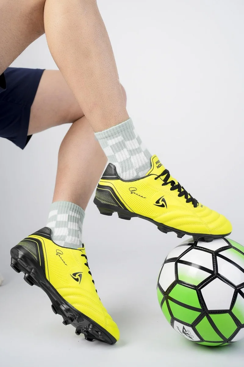 muggo Pascal Unisex Guaranteed Cleats Football Sneakers