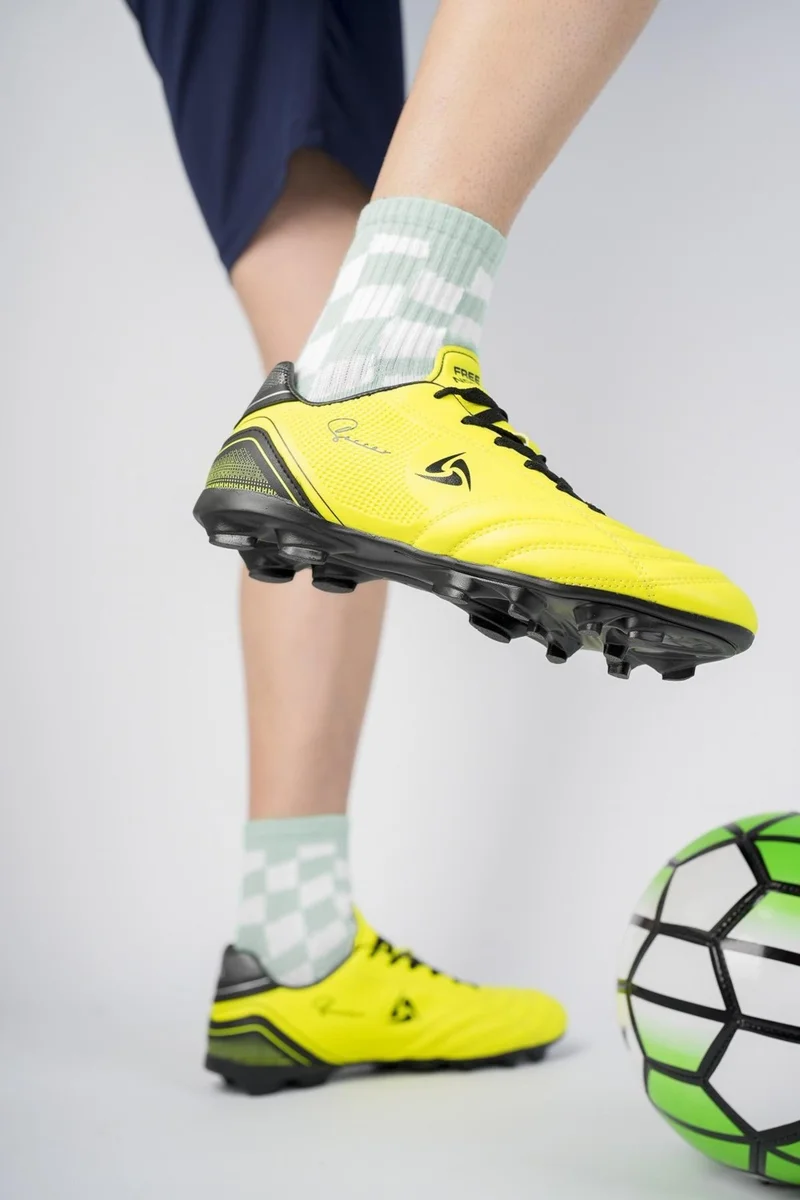 muggo Pascal Unisex Guaranteed Cleats Football Sneakers