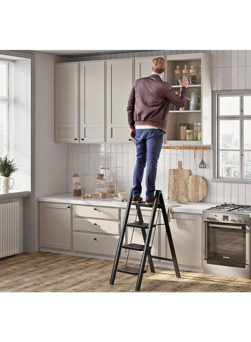 سلم معدني أسود بجودة عالية وتصميم مشترك بين المتانه، مثالي للتصميم الداخلي تتميز بأنها مصنوعة من معدن قوي مع تشطيب أسود فاخر من الفولاذ المقاوم للصدا k - Image 1