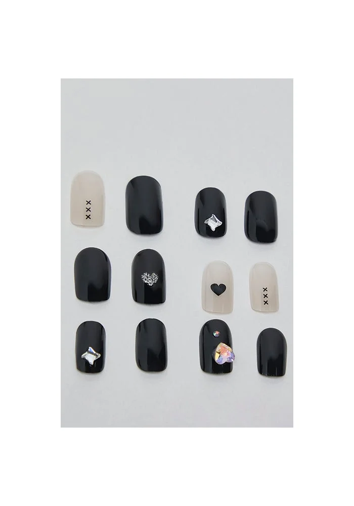 R&b Wearable Manicure