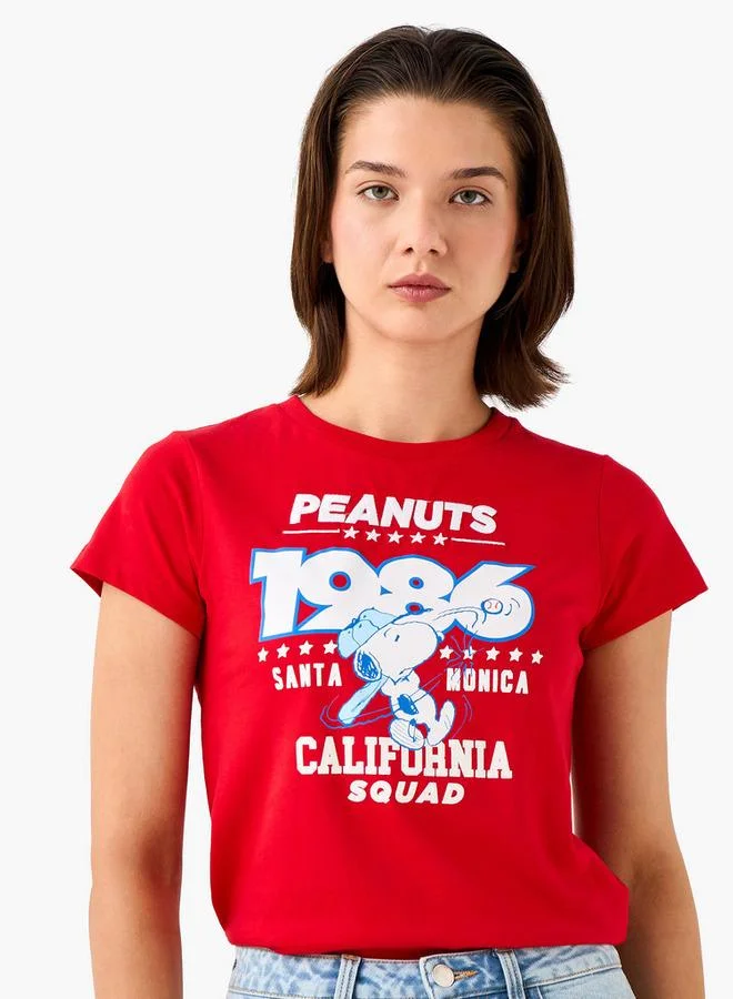 SP Characters Peanuts Snoopy Print Crew Neck T-shirt with Short Sleeves