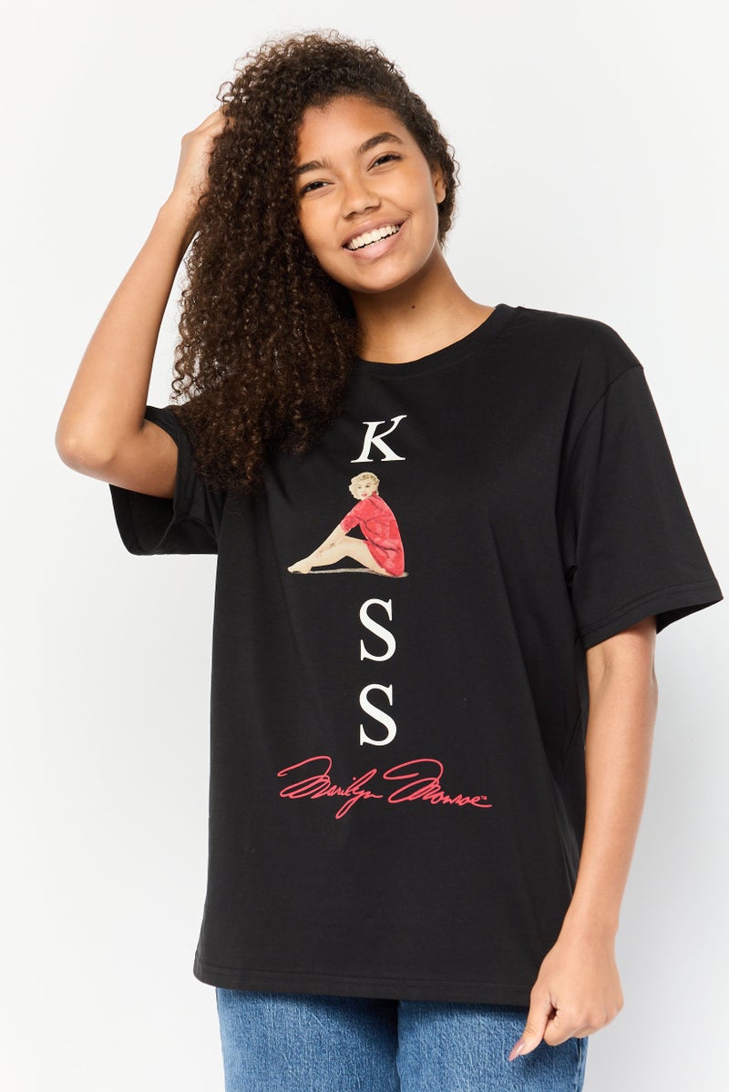 Marilyn Monroe Women Oversized Fit Crew Neck Short Sleeves Graphic Print T-Shirt, Black - Image 1
