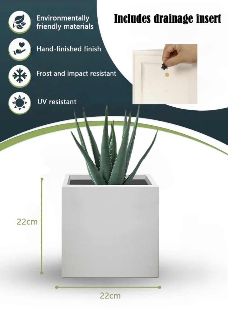 PHISMA A square plastic tree stand with an elegant design - Image 2