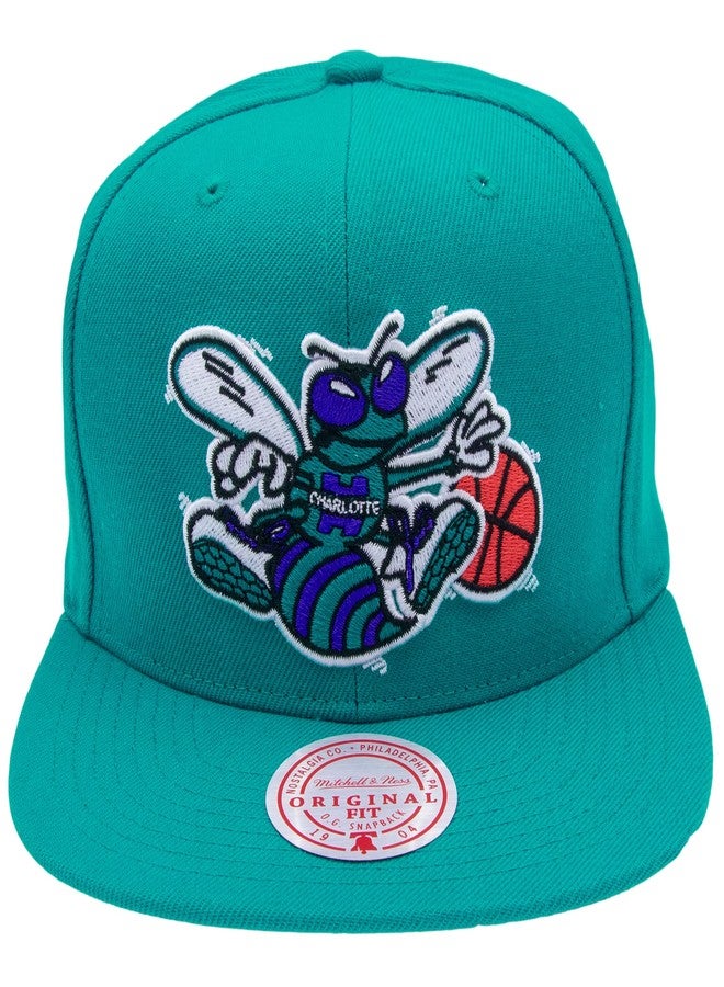 ميتشل آند نيس قبعة Mitchell & Ness NBA/HWC Team Ground 2.0 Snapback، فريق شارلوت هورنتس - لون أزرق مخضر، مقاس واحد - Image 2