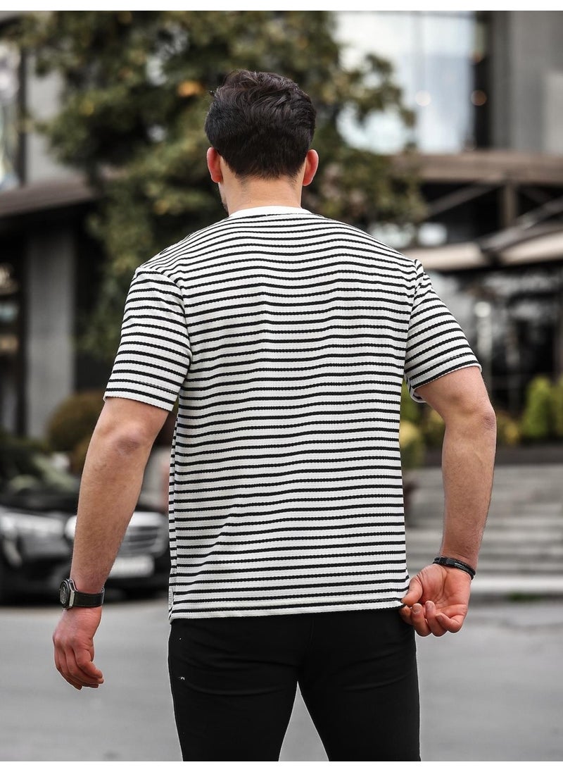 Crew Neck Single Pocket Striped T-Shirt - Black - pzsku/Z17AA68A65450FA827E0EZ/45/_/1741199595/fa049bc6-20e9-4875-b2ca-b44af264349b