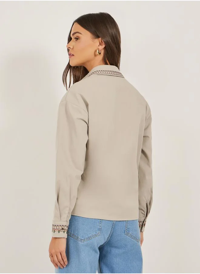 ستايلي REGULAR LENGTH REGULAR FIT EMBROIDERED TWILL JACKET 60 CM