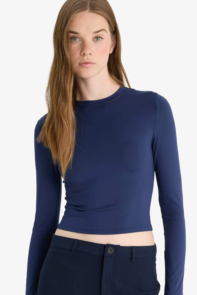 ديفاكتو Fitted Crew Neck Long Sleeve T-Shirt