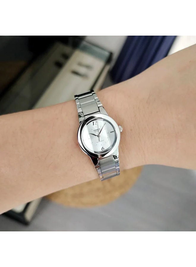 CASIO Stainless Steel Analog Watch LTP-1230D-7CDF - Image 2