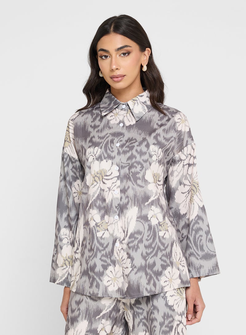 خزانة طقم قميص وبنطلون بطبعة زهور - Image 3