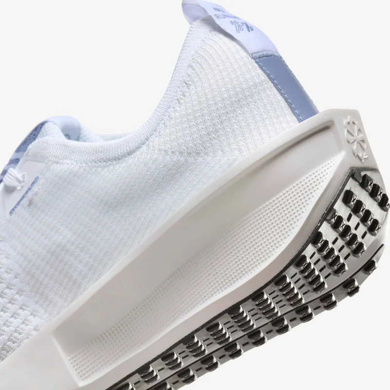Nike Men's Interact Run SE Road Running Shoes