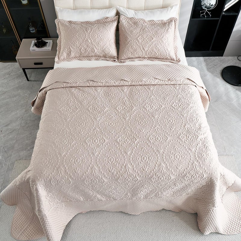Cmfshape Satin Silky Quilt Set California King Size,3 Pieces Thin Super Soft Satin Quilt Set Lightweight Comforter Bedspread Coverlet for All Season (Champagne,120"x120") - Image 4