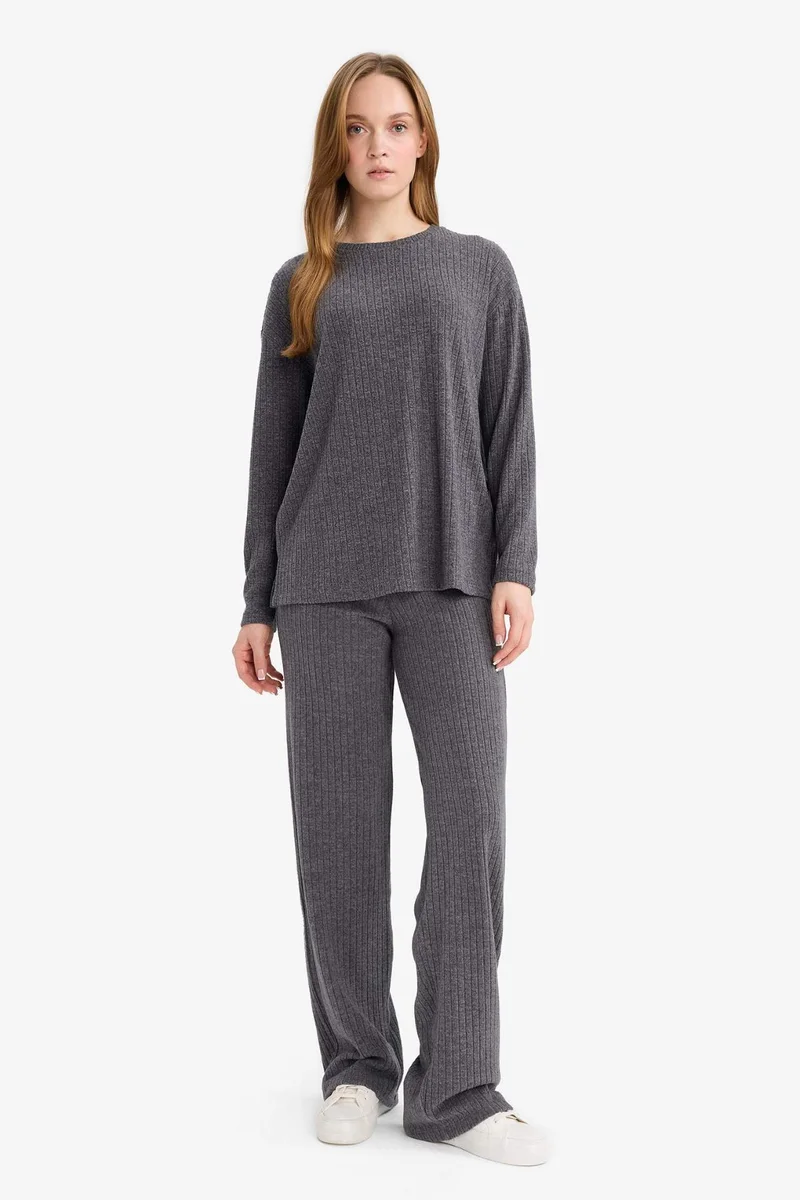 DeFacto Straight Fit Straight Leg Trousers