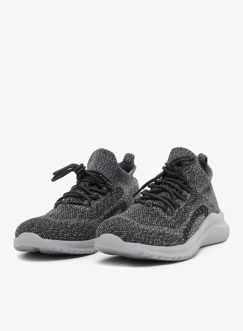 ستايلي اكتيف حذاء رياضي محبوك سهل الارتداء برباط