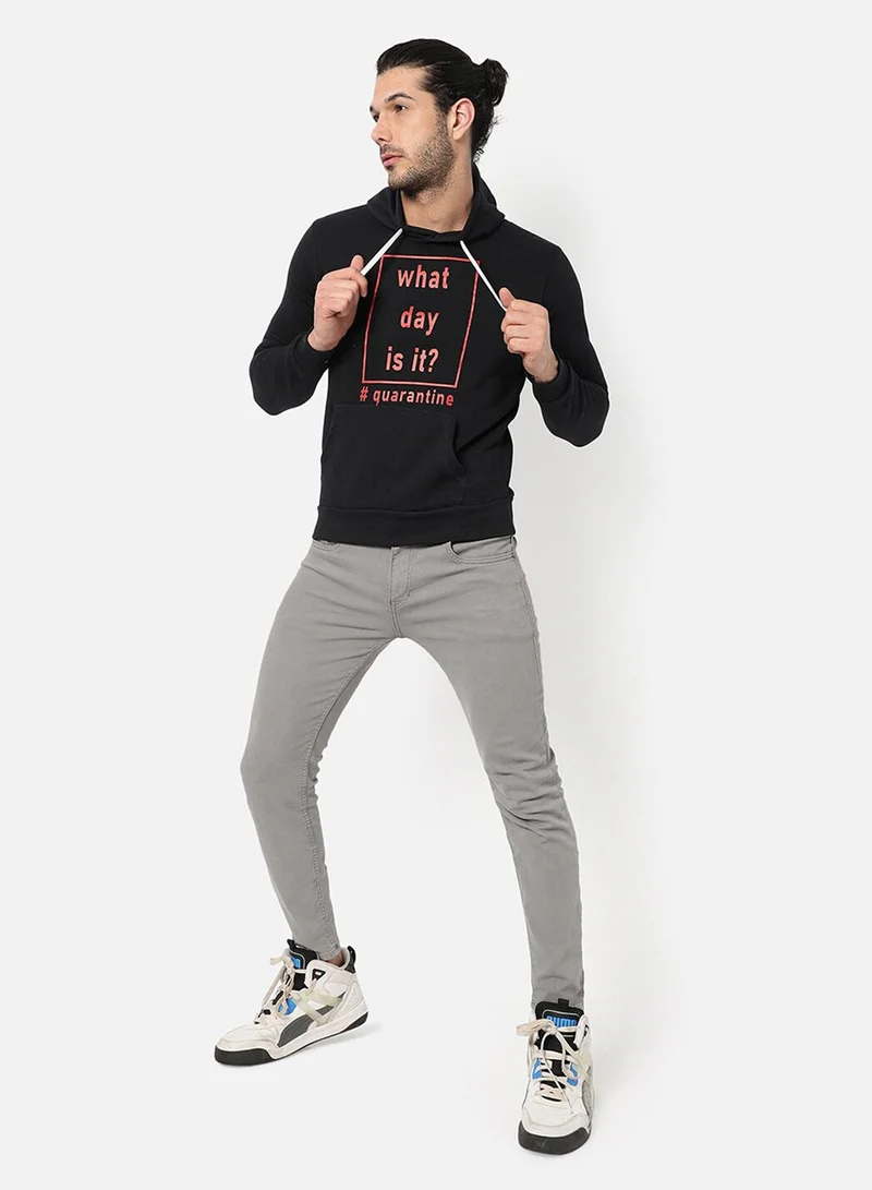 Campus Sutra Men's Onyx Black What-Day-Is-It Print Pullover Hoodie