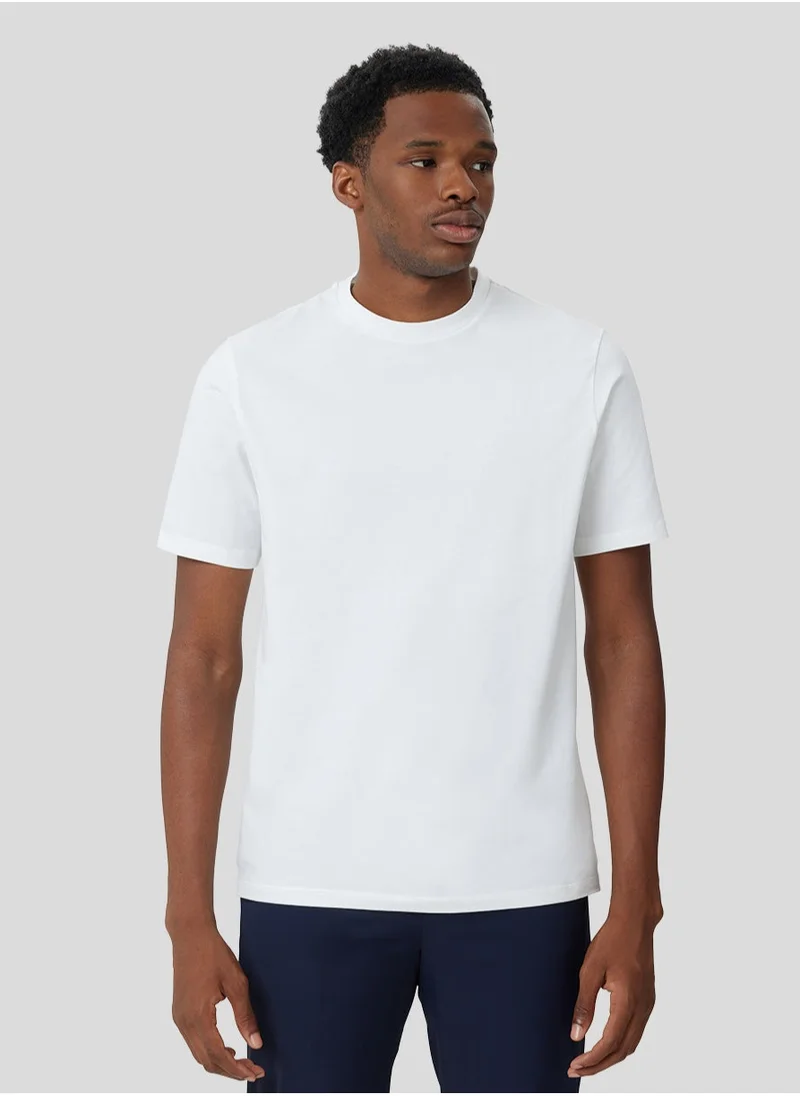 CASTORE White Metropolis Recovery Tee