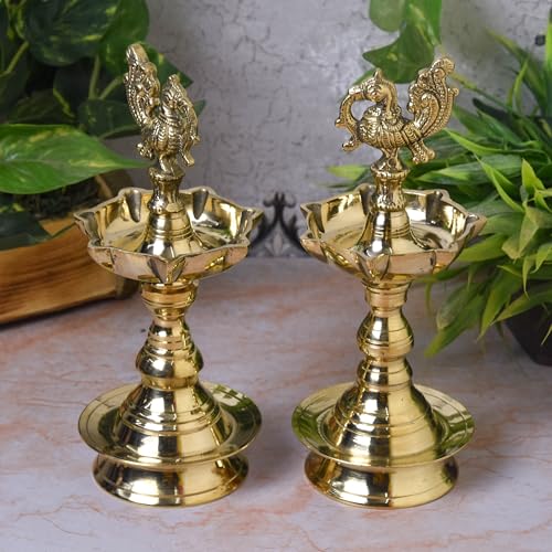 Neetu Arts Pure Brass Udupi Diya with 7 Wicks – Heavy Murga Design, 4 Inches, Pack of 1 Pair - Image 1