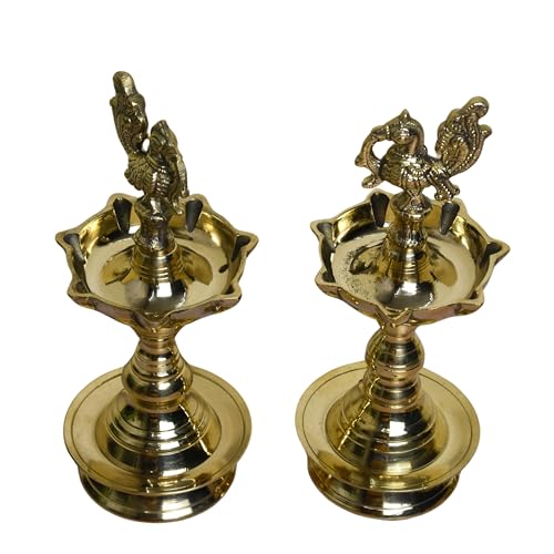 Neetu Arts Pure Brass Udupi Diya with 7 Wicks – Heavy Murga Design, 4 Inches, Pack of 1 Pair - Image 4