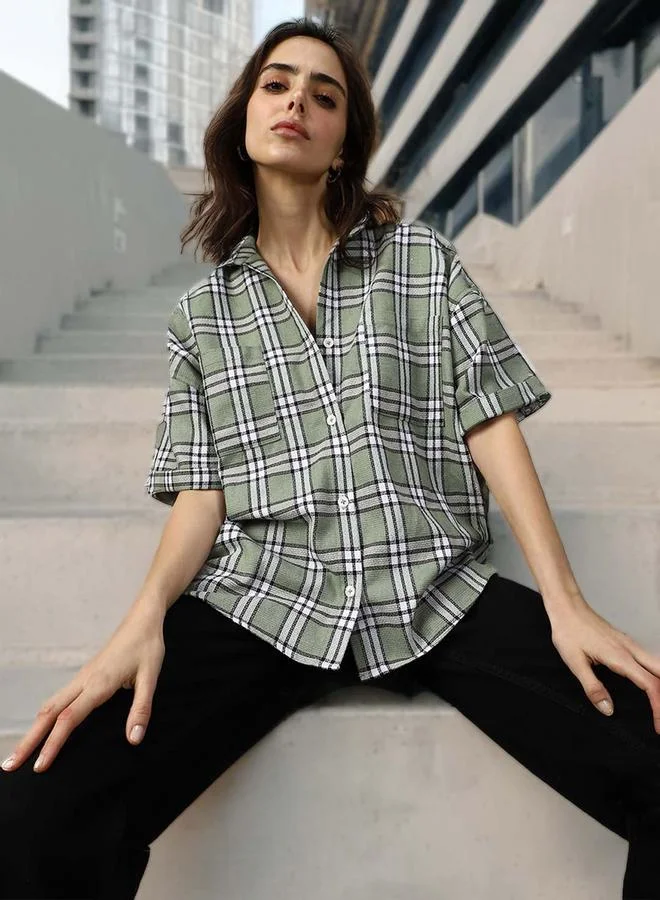 Women Classic Spread Collar Tartan Checked Cotton Oversized Casual Shirt